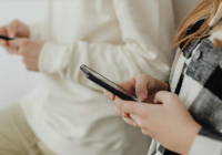 ЖИ және цифрлық даму министрлігі Қазақстандағы телефондардың бұғатталуына қатысты түсініктеме берді