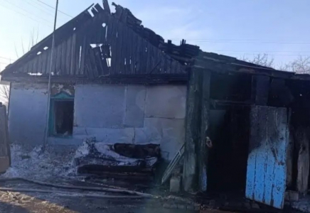 ​Павлодар облысында жер үй өртеніп, бір адам қаза тапты