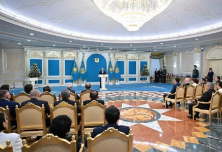 Президент медицина қызметкерлерін кәсіби мерекемен құттықтады