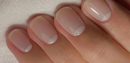 Тырнақ мықты әрі сау болуы үшін күтімі жақсы болуы керек