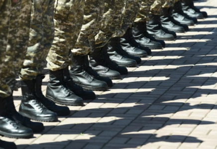 Атырауда сарбаз оқ жарақатынан көз жұмды