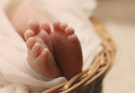 Түркиялық әйел сәбиін төртінші қабаттан лақтырып жіберген