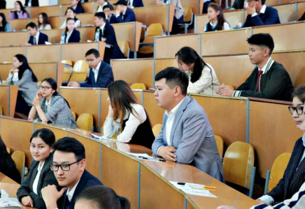 Үш мың грант ақылы оқуға түскендер арасында үлестіріледі - БҒМ