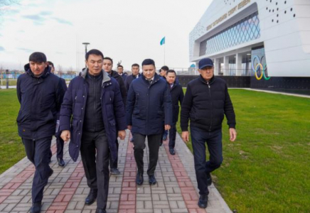 Дархан Сатыбалды жаңа спорт нысандарының құрылысын қадағалады