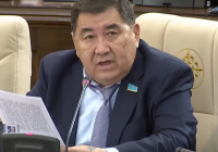 «Біз жылауық халыққа айналмауымыз керек»: Ермұрат Бәпи – тарихи жарақат туралы