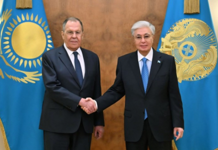 Мемлекет басшысы Ресей Федерациясының Сыртқы істер министрі Сергей Лавровты қабылдады