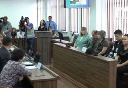 Алматыдағы сот: Автобус жүргізушісі неліктен тежегішті баса алмағанын айтты