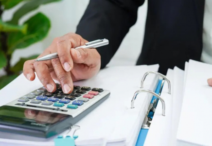 Амнистия бойынша кімдердің қарызы кешіріледі: сенатор алғашқы “тізімді“ айтты