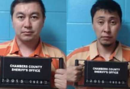 “Үш баласы бар, әйелі науқас“. АҚШ-та қазақстандық болуы мүмкін екі адам ұсталды