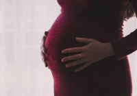 Ақтөбеде әйелдерді миллионмен декретке шығарған есепші сотталды