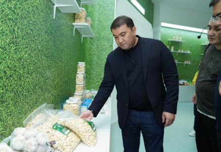 ТҮРКІСТАН: Қытайда сарымсақты терең өңдеу ісі бойынша келіссөздер жүргізілді