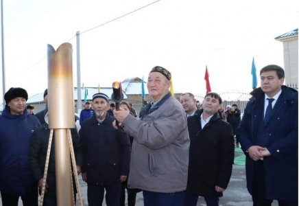 ТҮРКІСТАН: Ордабасыда тағы бір ауыл көгілдір отынмен қамтылды