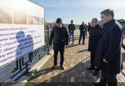 Олжас Бектенов БҚО-ға жұмыс сапары аясында абаттандыру жөніндегі Президент тапсырмаларының орындалу барысымен танысты