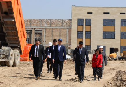 ТҮРКІСТАН: Төлебиде 3 жайлы мектеп пен 3 тұрғын үйдің құрылысы аяқталады