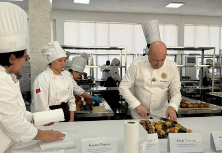 ​ШЫМКЕНТТЕ CHOCOLATINE KAZAKHSTAN-2025 ХАЛЫҚАРАЛЫҚ КОНДИТЕРЛІК БАЙҚАУЫ БАСТАЛДЫ