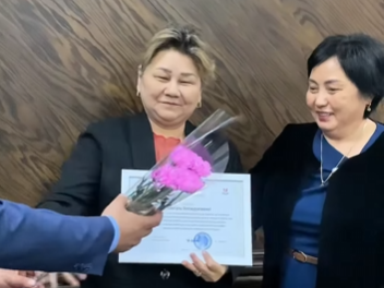 ШЫМКЕНТ: әлеуметтік қызмет көрсететін үкіметтік емес ұйымдар марапатталды