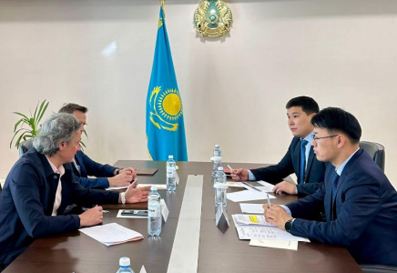 ТҮРКІСТАН: Аппарат басшысы beeline компаниясының өкілдерімен кездесті