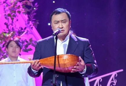 Танымал сазгер: 