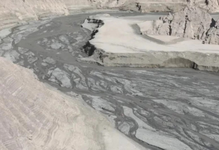 Иран билігі жасанды жаңбыр шақыру үшін бұлт егуді бастады