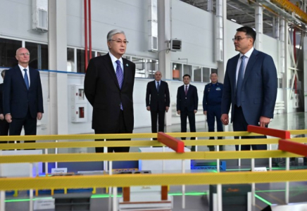 Президент Besqaru зауытымен танысты