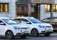 Автокөлік пен жүк тасушылар алаяқтарға алданып жатыр: министрлік ескерту жасады