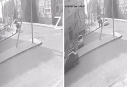 Құлсарыда түйе баланы таптап кетті (видео) Құлсарыда түйе баланы таптап кетті (видео)