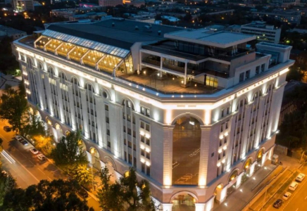 Қайрат Сатыбалдыға тиесілі болған Kaisar Plaza бизнес-орталығы тағы сатылмай қалды