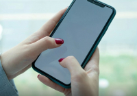 Күйеуінің телефонын тексерген: Жуалыда отбасылық жанжал сотқа жетті 