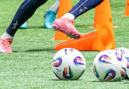 Қазақстанның футбол клубтарын сатып алғысы келетін олигархтардың есімдері белгілі болды