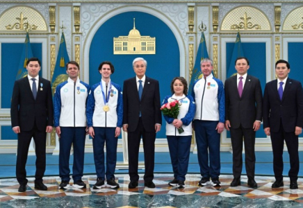 Мемлекет басшысы XXV Қысқы Олимпиада ойындарының чемпионы Михаил Шайдоровты марапаттады