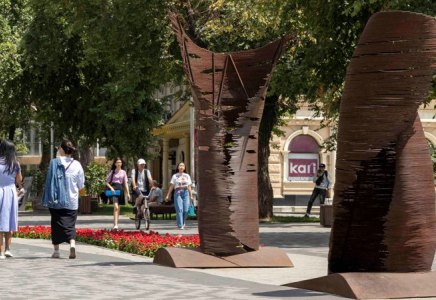 ​ Елімізде жарты миллионнан астам адамның табысы күнкөріс деңгейінен төмен
