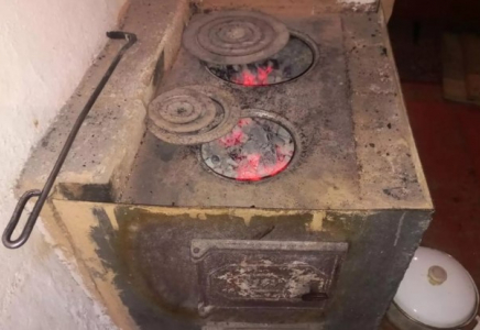 Қосшыда бір отбасы ысқа уланып қалды: үшеуі бала