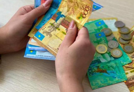 Докторанттар осы оқу жылынан бастап 195 мың теңге шәкіртақы алады