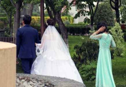 ​Өзбекстанда отасқанына бір жыл толмаған ерлі-зайыптылардың ажырасуына шектеу енгізілмек