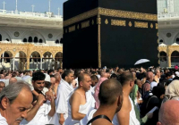 Сауд Арабиясы 15 жасқа толмаған балалардың Қағбаға келуіне тыйым салды