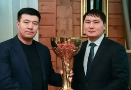 Бақтияр Артаевқа спорттағы қайталанбас жүлде - Вэл Баркер кубогы қайтарылды