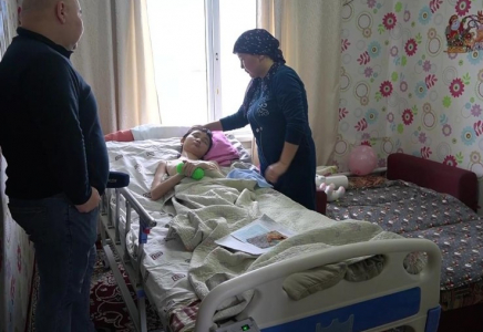 Оқушы қызды мүгедек қылған жүргізуші жазадан құтылып кетті