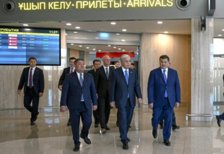Мемлекет басшысы «Қорқыт ата» әуежайының жаңа терминалын аралап көрді Мемлекет басшысы «Қорқыт ата» әуежайының жаңа терминалын аралап көрді