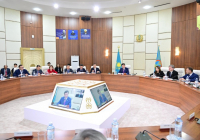 Ерлан Кошанов: наша задача – вовремя слышать и чувствовать настроения людей