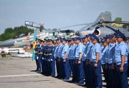 ​Шымкент авиациялық базасының әскери қызметшілері әскери бөлімнің 75 жылдық мерейтойын атап өтті
