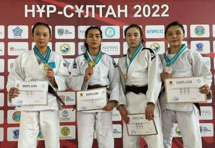 Түркістандық дзюдошылар ел чемпионатынан жеңіспен оралды