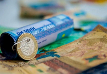 Кредит 1 пайызбен берелу керек – Ұлттық банктің алғашқы төрағасы