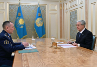 Қасым-Жомарт Тоқаев Қорғаныс министрі Дәурен Қосановты қабылдады