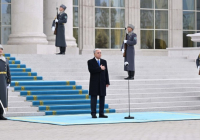Мемлекет басшысы Мемлекеттік ту көтеру рәсіміне қатысты