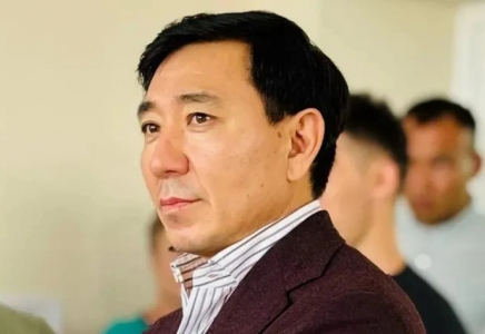 ​6 жылға сотталған Өскеменнің экс-әкімі Жақсылық Омар рақымшылыққа ілінбейді