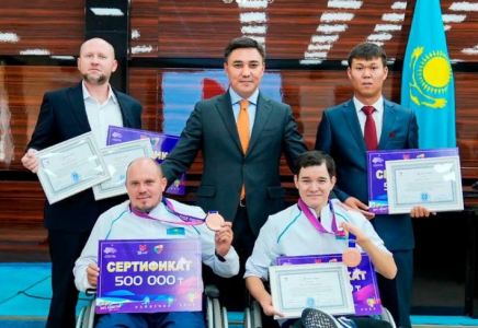 ШЫМКЕНТ: ​ҚАЛА ӘКІМІ АЗИЯ ПАРА ОЙЫНДАРЫНЫҢ ЖҮЛДЕГЕРЛЕРІНЕ ҚҰРМЕТ КӨРСЕТТІ