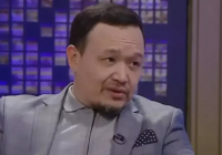 «Дәуірім аяқталғаны ма?»: танымал әнші төрт адамға концерт берген