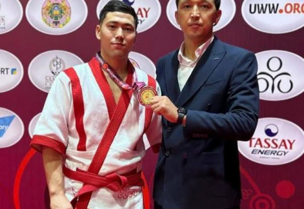 Түркістандық Кәрім Асылжан Азия чемпионы атанды Түркістандық Кәрім Асылжан Азия чемпионы атанды