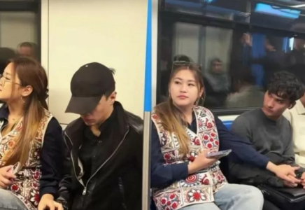 Қытайда дауға қалған блогер енді өзбек жігіттерінің қолын ұстағаны үшін полицияға жеткізілді