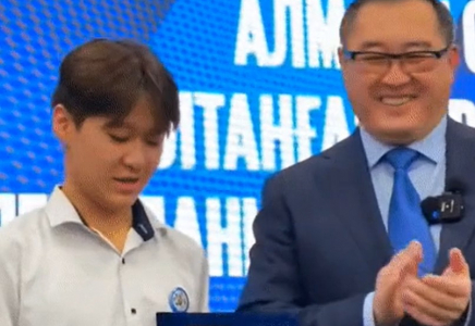 Алматы облысында автобустағы жолаушыларды құтқарып қалған оқушы марапатталды